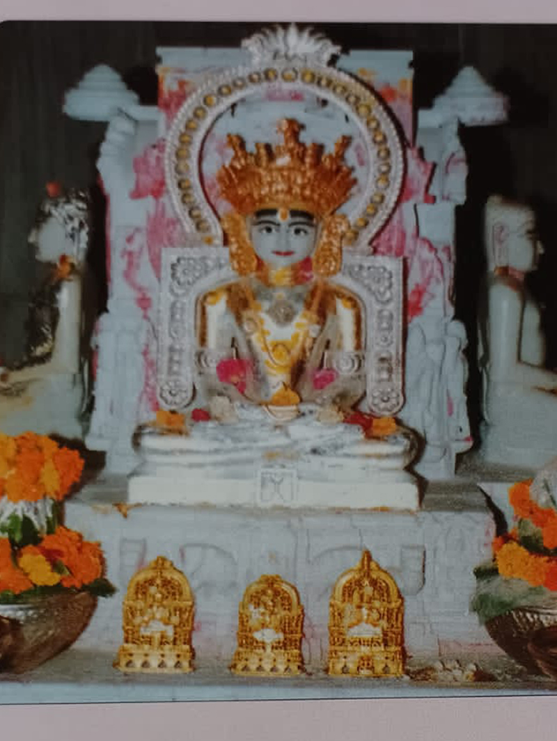 shri Dharmanathji